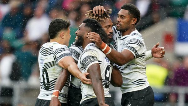 Twickenham surprend les Fidji avec une victoire historique contre l’Angleterre