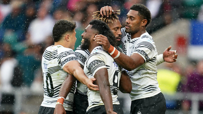 Twickenham surprend les Fidji avec une victoire historique contre l’Angleterre